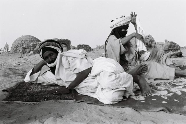 Repos près des ruines